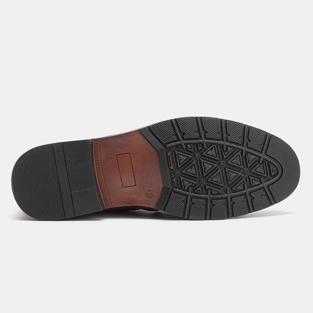 Bota Masculina em Couro com Interior Forrado Use Cavalieri