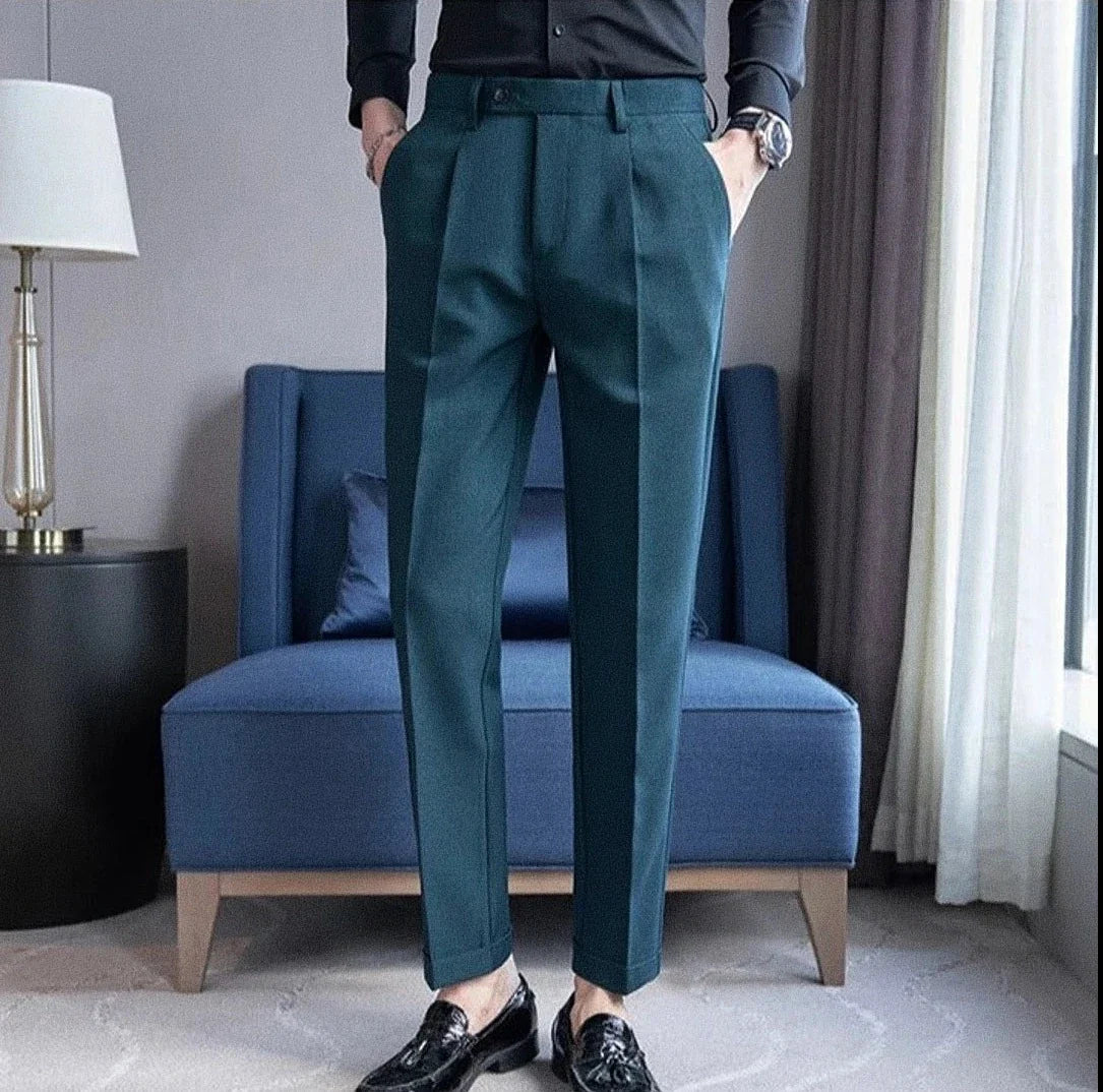 Calça Alfaiataria Masculina em Poliviscose Acetinada Verde Musgo Use Cavalieri