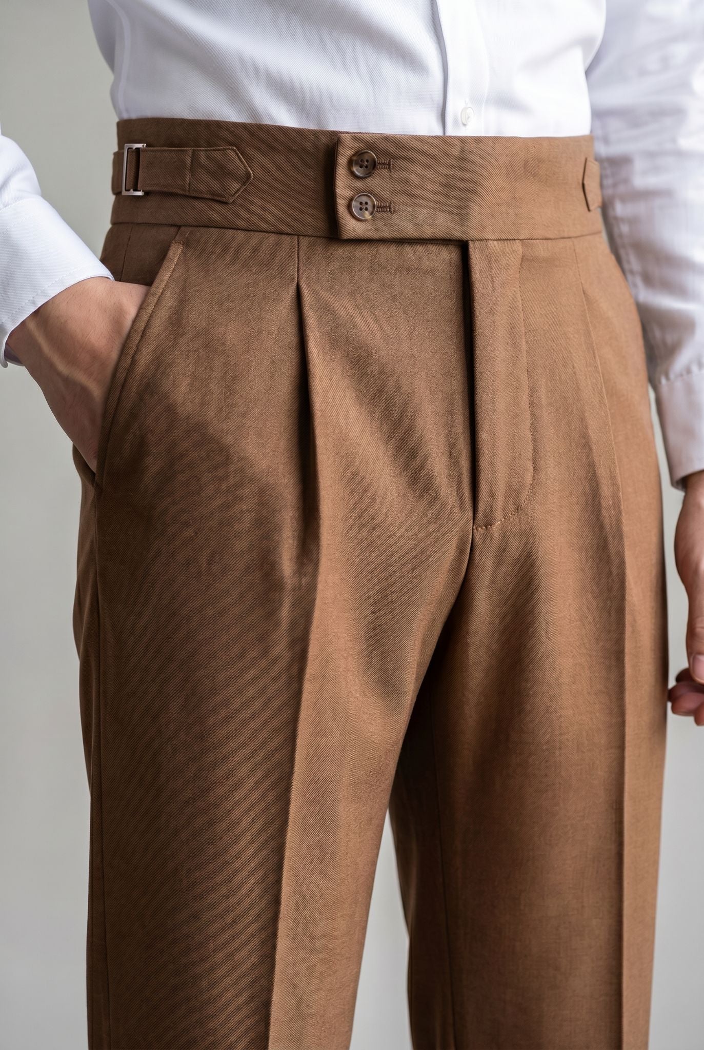 Calça Alfaiataria Masculina com Strap Lateral Use Cavalieri