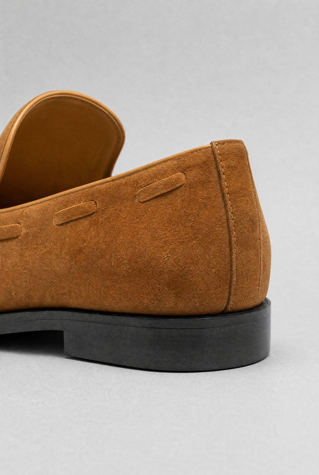 Mocassim Masculino Loafer em Camurça Roma Use Cavalieri